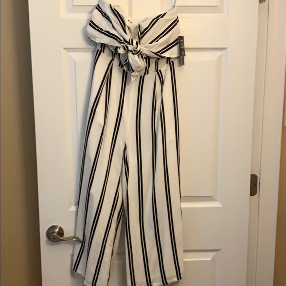 Lulus Size S Strapless Romper